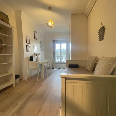 Dream Dwell Paris-Charming Studio Superb Location In 7Th District Parijs Buitenkant foto